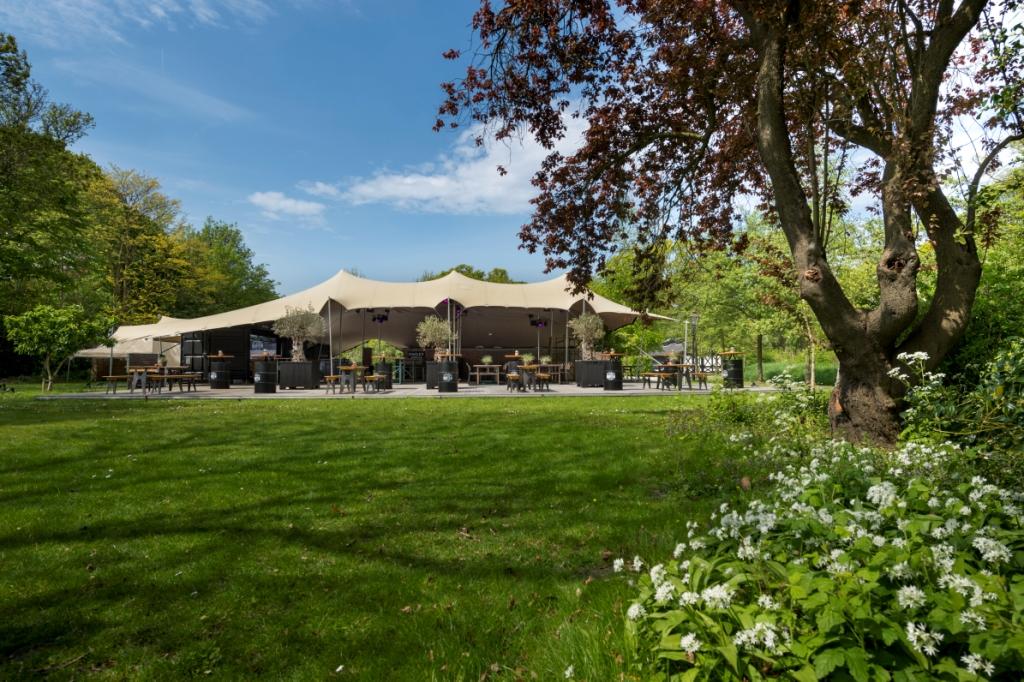 Buitenlocatie Te Werve Buiten tevens geschikt als rouwlocatie in Rijswijk en afscheidslocatie voor uitvaart met overledene in het groen. 