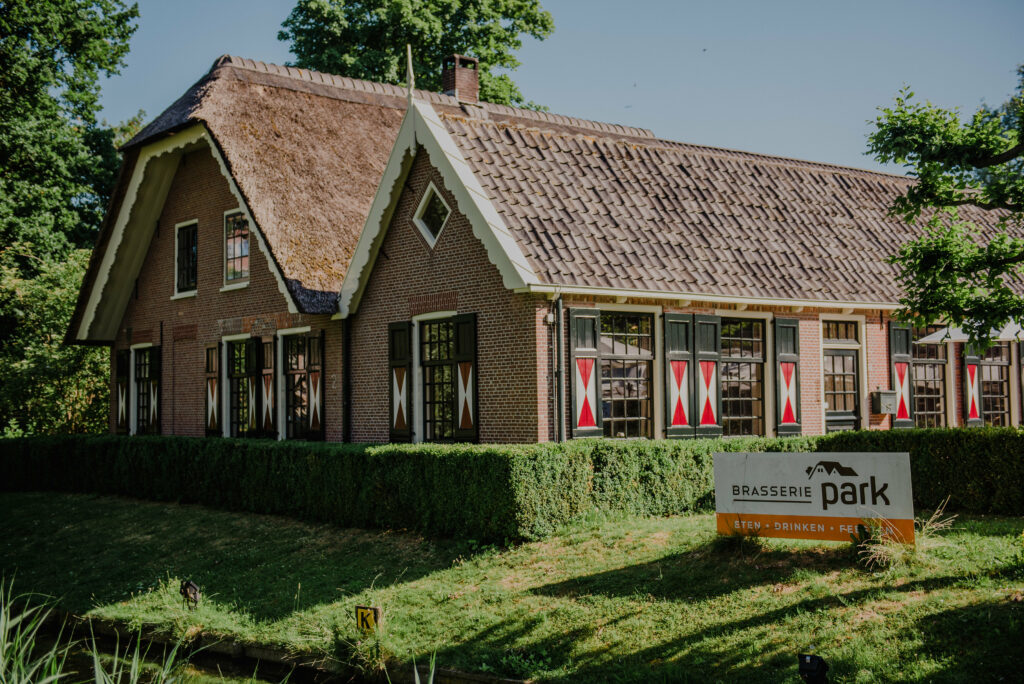 Brasserie Park in Leiderdorp geschikt voor condoleance in samenwerking met Bijzonder Vaarwel.
