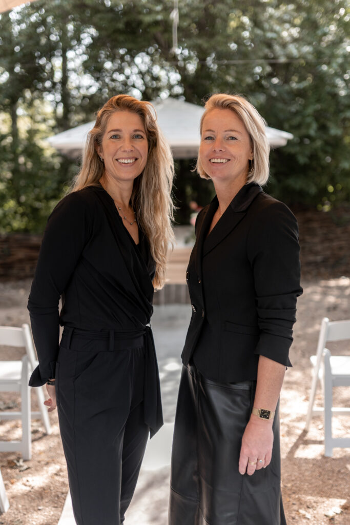 Wendy en Joyce bij Vidaa voor uitvaart Lansingerland persoonlijk en bijzonder afscheid